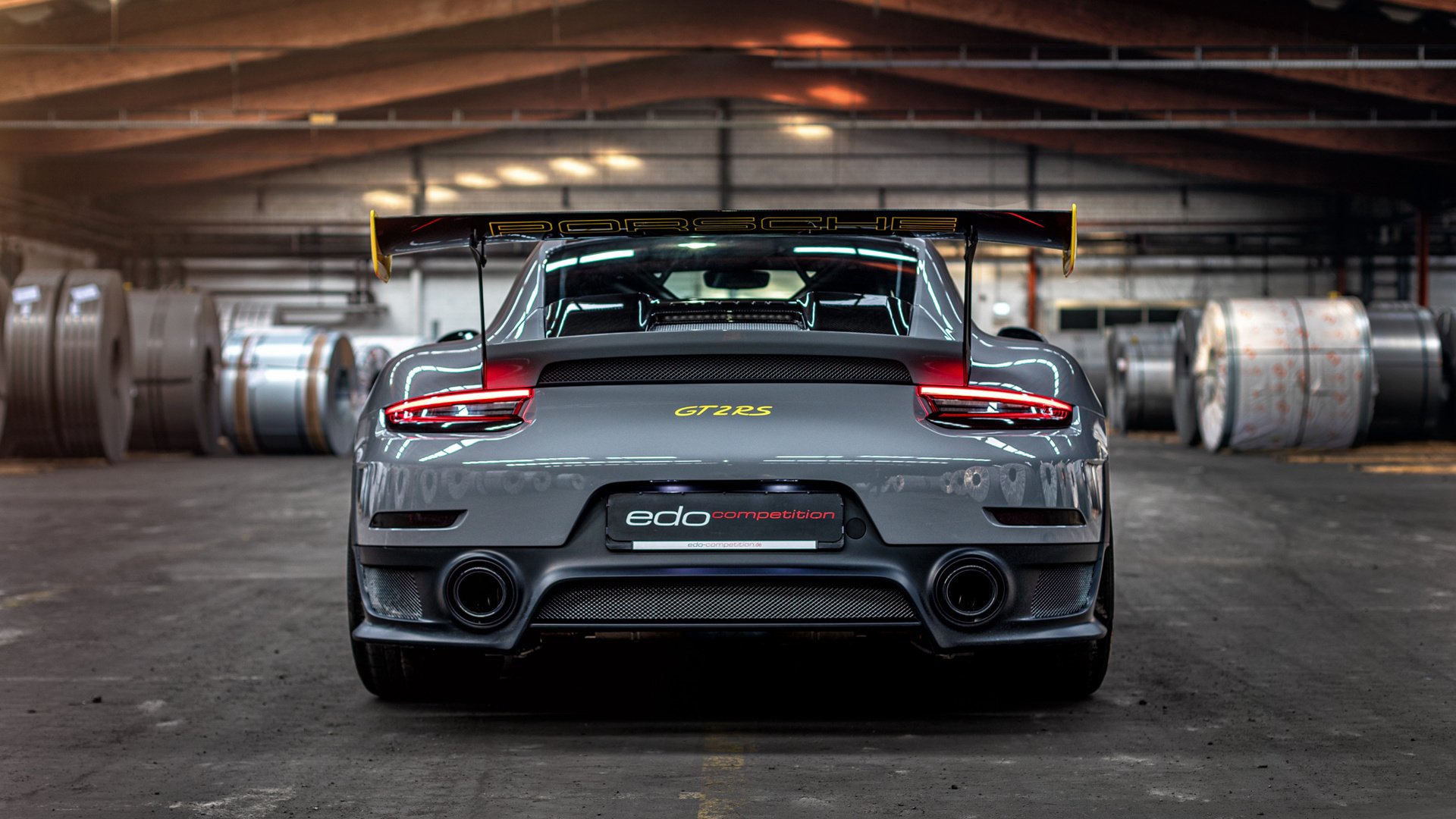 JIUYOU GAMING-“足球场地建设提速，为全民运动提供硬件保障”，足球场的建设